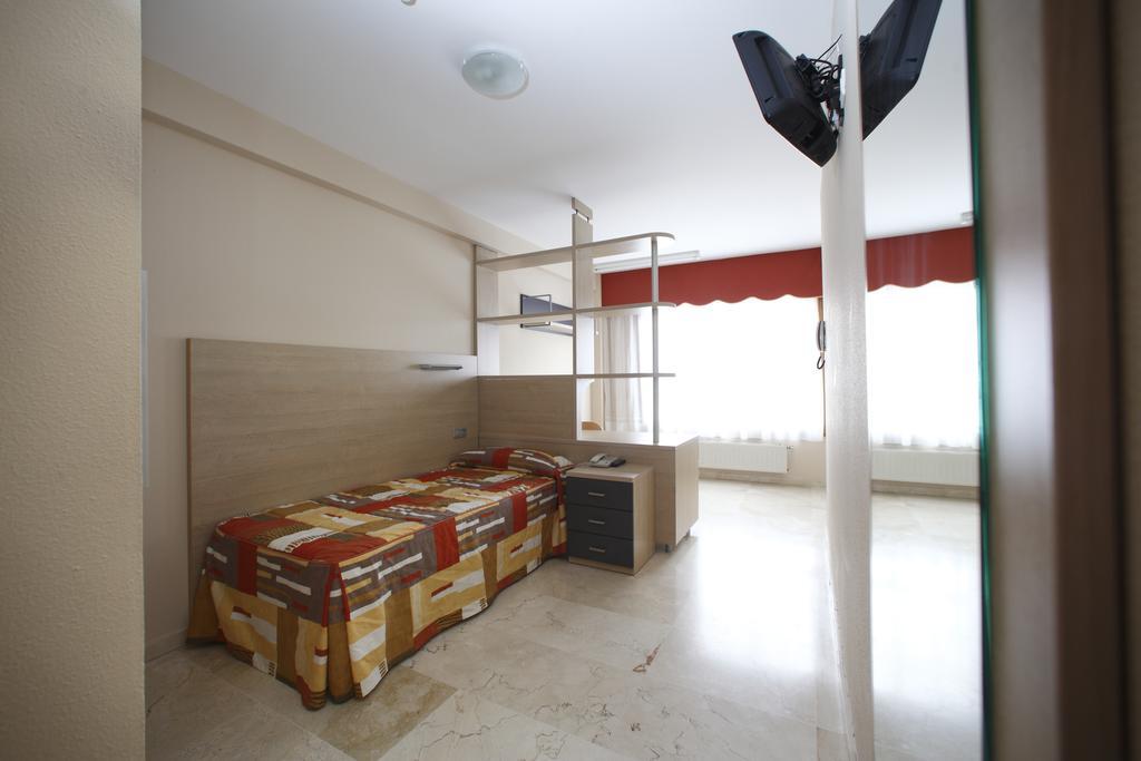 Rialta Apartahotel 2*